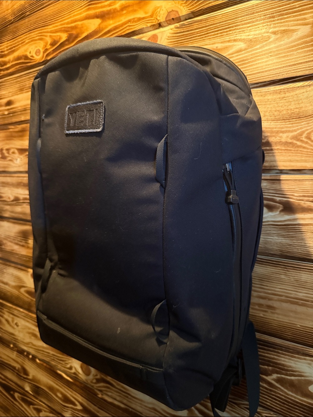 Yeti Black Men's Everyday Backpack with Padded Straps - Picture 3 of 6